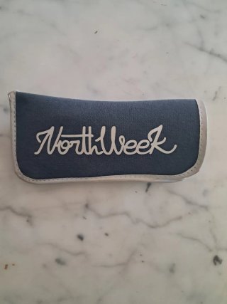 Gafas de sol Northweek negras y azules con funda