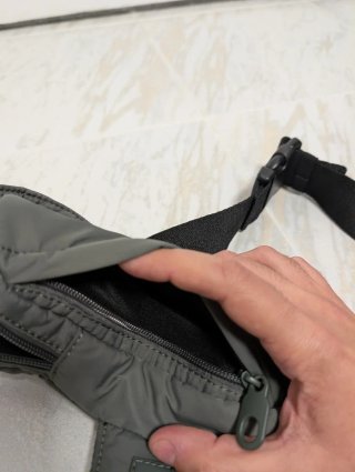 Riñonera Pull&Bear verde oliva