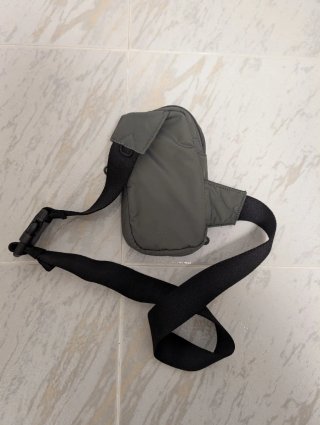 Riñonera Pull&Bear verde oliva