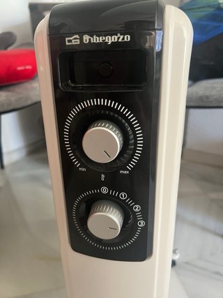 Radiador de aceite Orbegozo 2000W con termostato