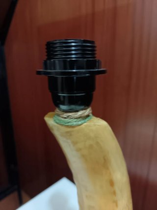 Lámpara de madera boj pulida
