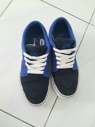 Zapatillas Nike SB azul marino