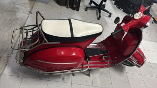 Vespa 150 de 1968 con documentación en regla