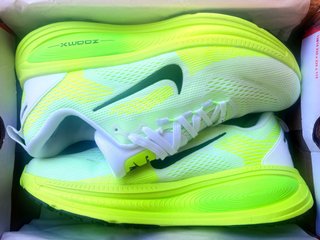Nike Vomero 18 Zapatillas Running Verde/Amarillo