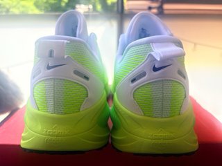 Nike Vomero 18 Zapatillas Running Verde/Amarillo