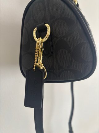 Bolsa Coach Mini Rowan Preta Dourada