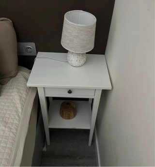 2 Mesitas de noche blanca con cajón