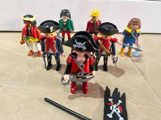 Lote Playmobil Piratas y Soldados