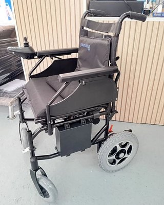 QUIRUMED Silla de ruedas eléctrica plegable