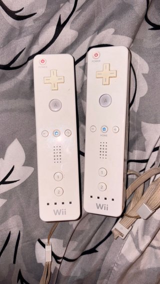 Consola Nintendo Wii Blanca con 2 mandos