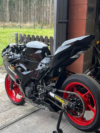 Kawasaki Ninja 400 Circuito