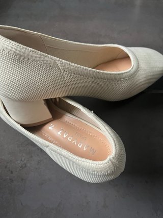 Zapatos MARYPAZ Beige Talla 36