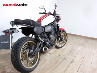 YAMAHA XSR 700