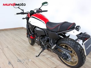YAMAHA XSR 700