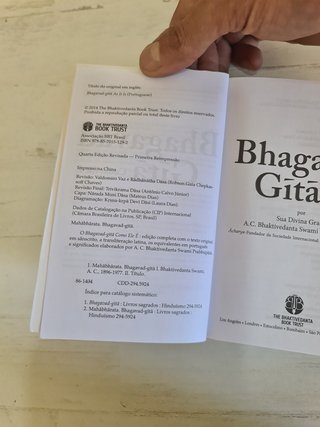 Livro Bhagavad Gita Hinduísmo Book Krishna Hinduis
