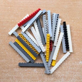Lote 33 Piezas LEGO 1x12 (6112)