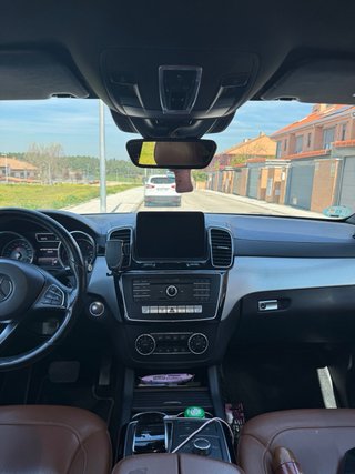 Mercedes-Benz  GLE 2017