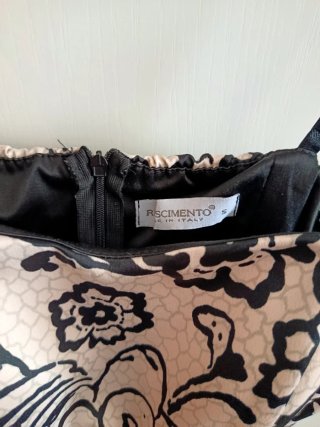 Vestito Rinascimento Beige e Nero