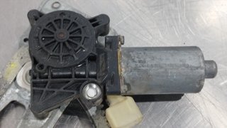 ELEVALUNAS DELANTERO DERECHO MERCEDES-BENZ CLASE