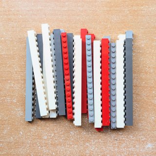 Lote 24 Piezas LEGO 1x16 (ID 2465)