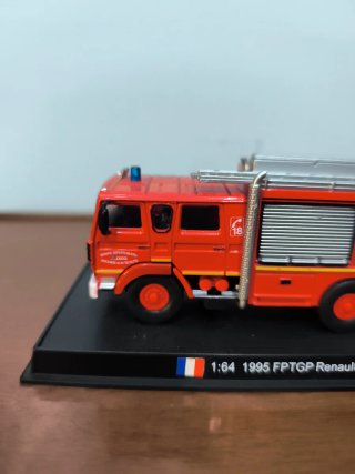 Modellino Camion Vigili del Fuoco 1:64