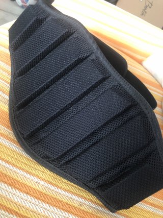 Cinturón NEWFIT para pesas