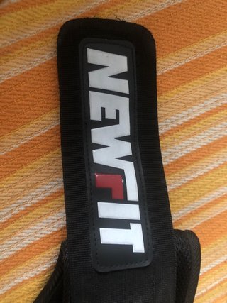 Cinturón NEWFIT para pesas