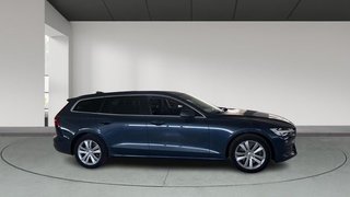 Volvo V60 2.0 B4 D MOMENTUM CORE AUTO 197 5P