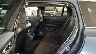 Volvo V60 2.0 B4 D MOMENTUM CORE AUTO 197 5P