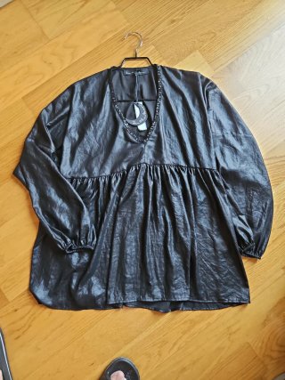 Blusa negra fiesta lentejuelas talla L