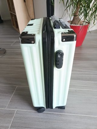 Maleta de cabina verde