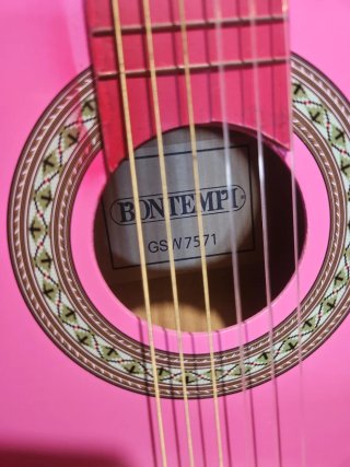 Guitarra infantil rosa