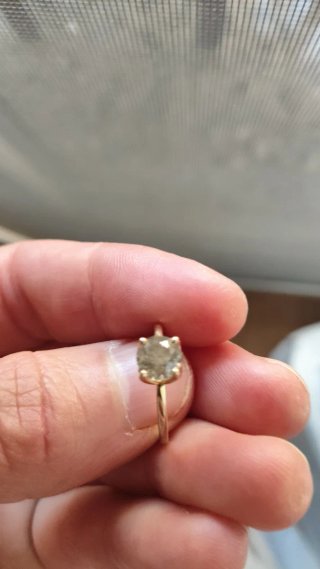 Anillo oro 14K. diamante 1 quilate pureza I1