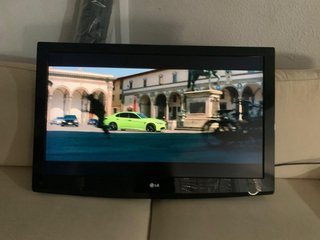 Televisor LG Negro con Chromecast