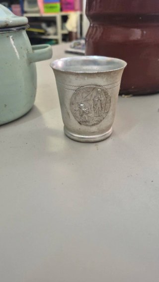 Vaso recuerdo Lourdes vintage