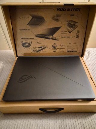 ASUS ROG Strix G18 (Nvidia 5070)