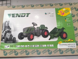 Triciclo Tractor Fendt Rolly Toys