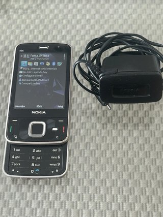 Teléfono Nokia N96 Negro + Cargador