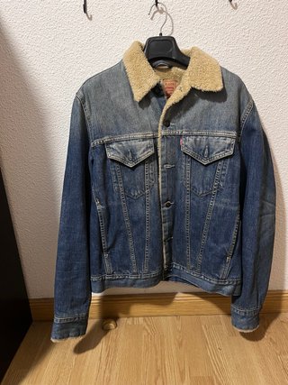 Chaqueta vaquera Levi’s efecto desgastado