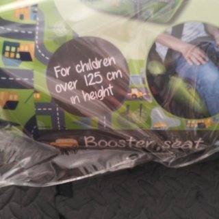 Alzatina per bambini con disegno città