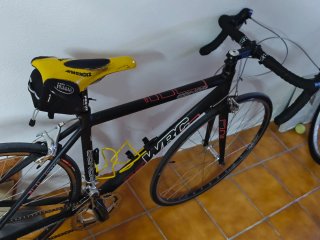 Bicicleta de carretera Conor WRC