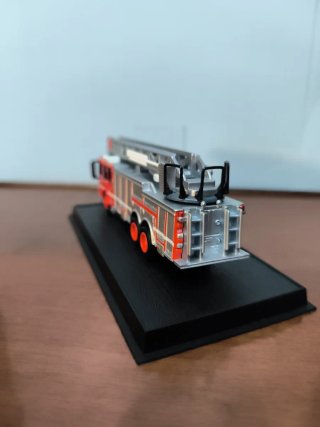 Modellino Camion Vigili del Fuoco E-ONE HP-100