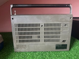 Radio Portátil National Panasonic FM/AM 5-Band
