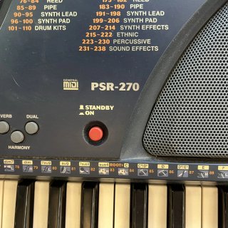 Teclado Yamaha PSR-270 61 teclas MIDI