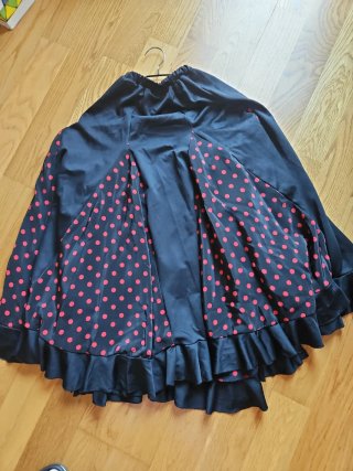 Falda Flamenco/Sevillanas Lunares Rojo. talla Niña