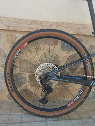 Bicicletta KTM Scarp Elite taglia M (telaio in carbonio)