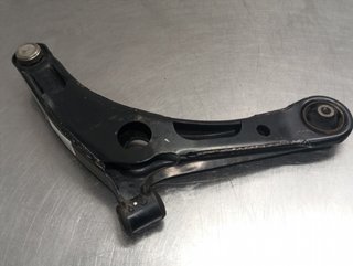BRAZO SUSPENSION INFERIOR DELANTERO IZQUIERDO MIT