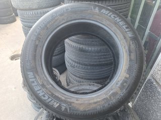 255 60 R18 112V Michelin - 1 neumático +90%