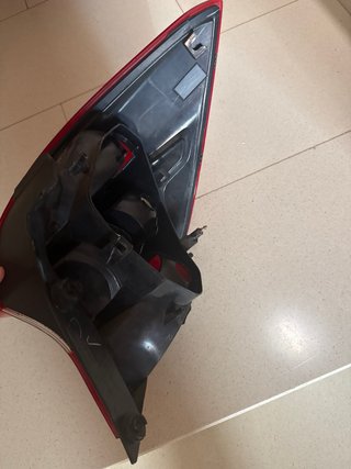 Faro Ford Ka 2017 Trasero Izquierdo Reparado