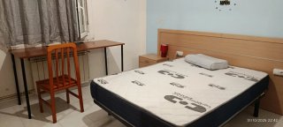 Habitación para mujer en Mollerussa.